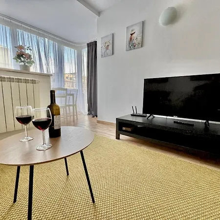 Old Town Escape Apartment